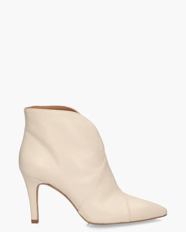 Boots Sofia