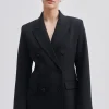 EVIE BLAZER