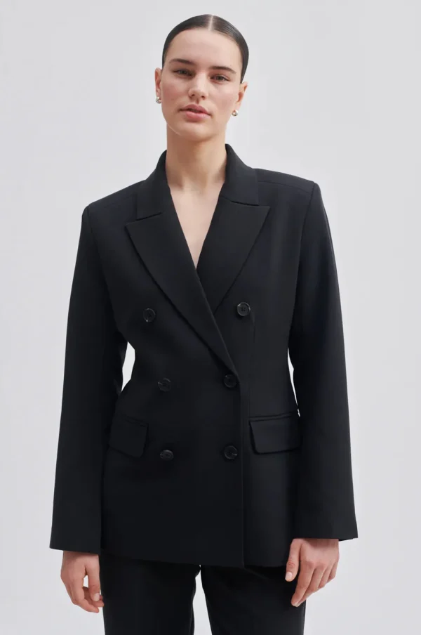 EVIE BLAZER