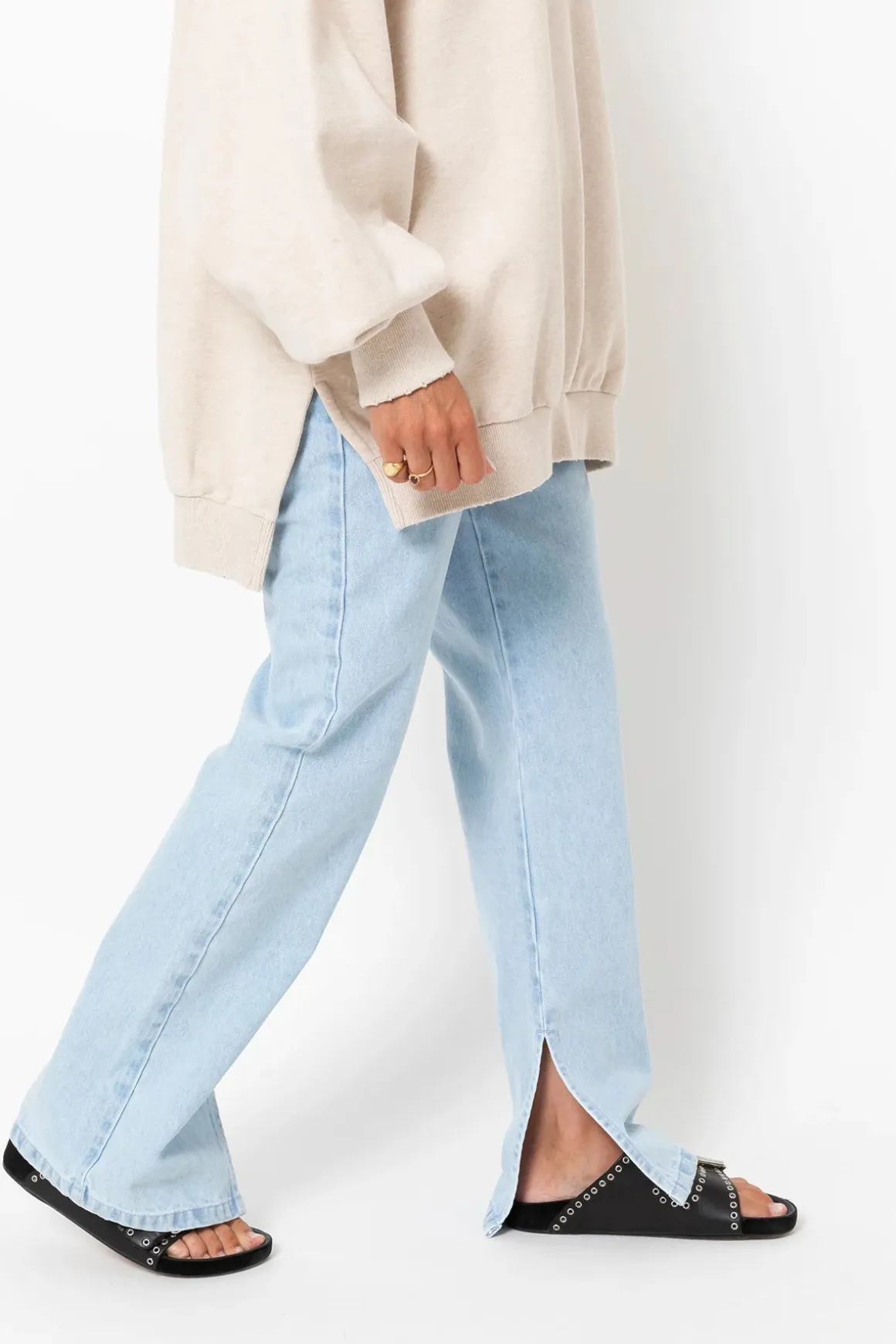hubert_jeans_2.webp HUBERT JEANS