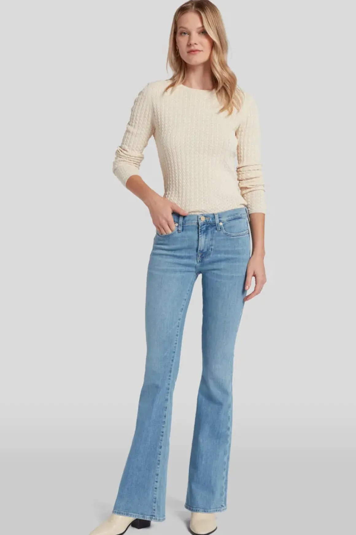 jeans_bootcut_slim_illusi_0-1.webp jeans Bootcut Slim Illusion Intro