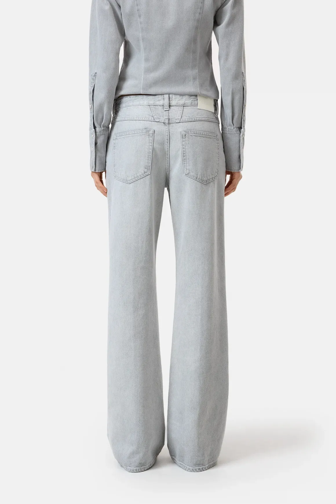 jeans_gillan_3.webp Jeans Gillan