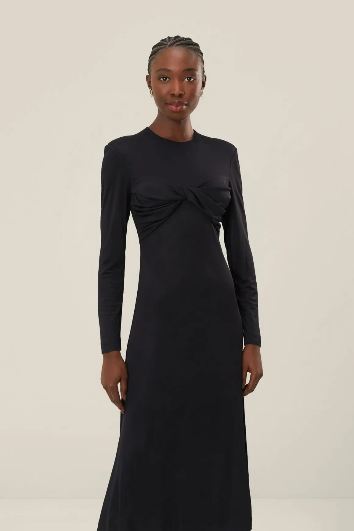 robe_midi_twisted_cup_2.webp Robe midi twisted cup