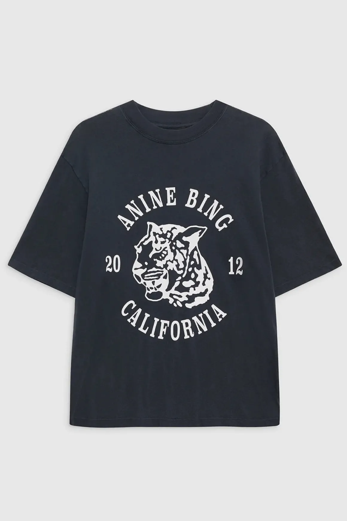tshirt_collegiate_leopard_1.webp T-shirt Collegiate Leopard